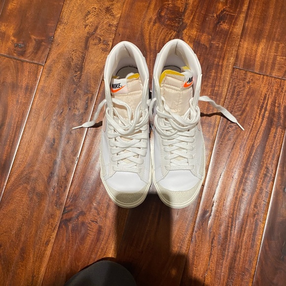 Nike High Tops - Picture 3 of 5